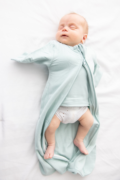 Butterfly Swaddle Preemie Sage